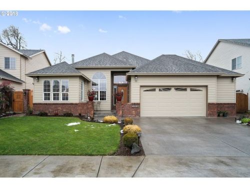 20485 Lakeside Dr, Interlachen, OR 97024-6735