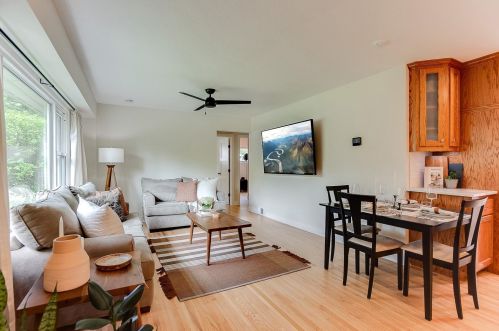 2095 Blomquist Ave, Saint Paul MN  55110-4701 exterior