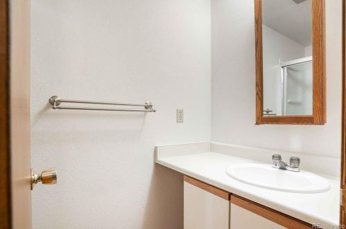 7569 Rosemary Cir, Englewood CO 80112-6419 exterior