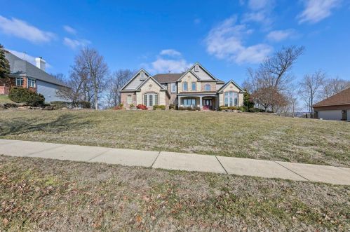 763 River Hills Dr, Fenton, MO 63026-3162