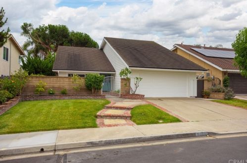 24372 Armada Dr, Dana Point, CA 92629-1305