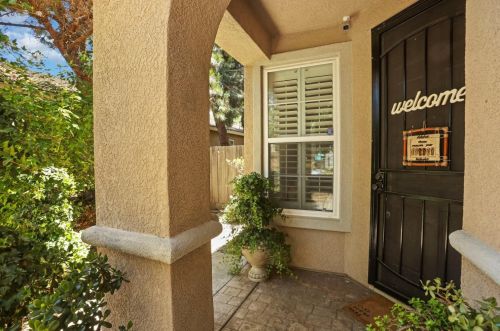 10441 Cherise Way, Stockton, CA 95209-4404