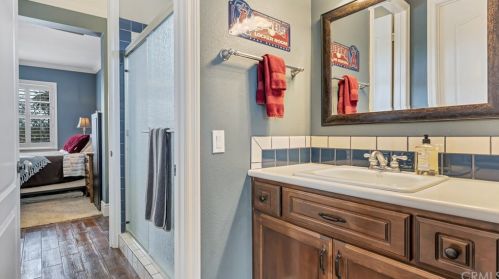 1862 Bradley St, Riverside CA 92504-5435 exterior