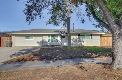 8815 Brunswick Ave, Riverside CA  92503-2754 exterior