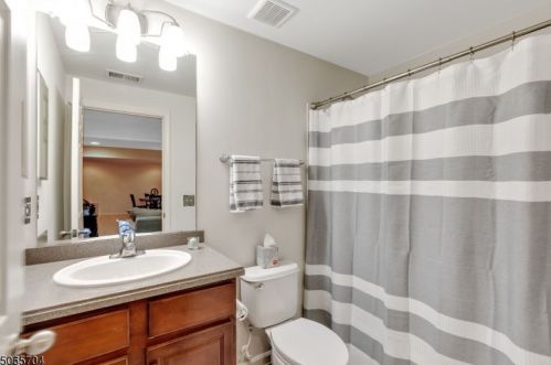 13 Dalton Rd, Hackettstown NJ  07840-4690 exterior