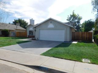 3813 Blaker Rd, Ceres, CA 95307-9373