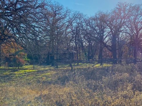 8609 Timber Dr, Fort Worth TX  76182-8914 exterior