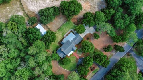 299 Hunt Club Rd, Barnwell, SC 29812-8202