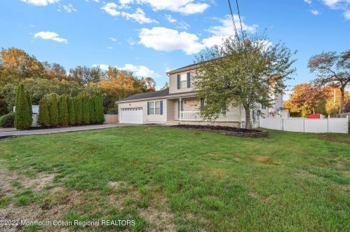 314 Vanderwell Ave, Berkeley Township, NJ 08721-3637