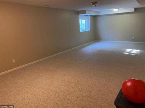 170 County Rd B, Saint Paul MN  55117-1929 exterior