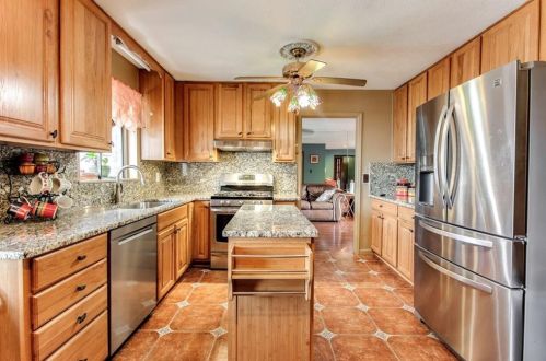 5870 Feldwood Rd, Atlanta GA  30349-2869 exterior