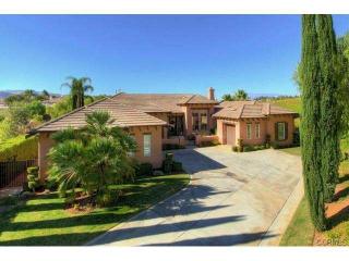 901 Sunset Hills Ln, Redlands, CA 92373-6964