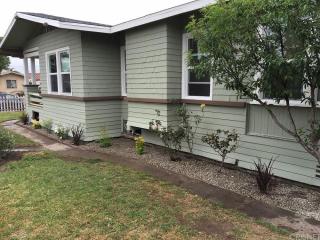 1054 77th St, Los Angeles, CA 90001-2912