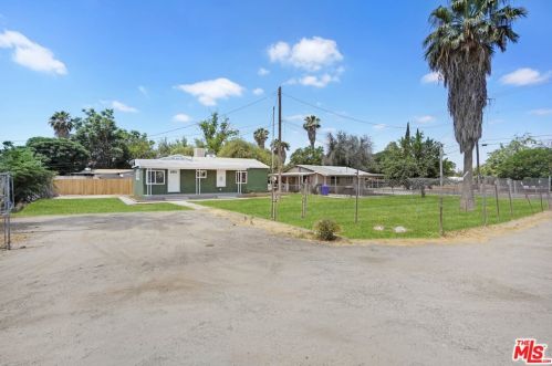 3156 Wallace St, Riverside, CA 92509-4655