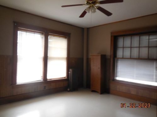 752 Main St, Swygert IL  61764-1325 exterior