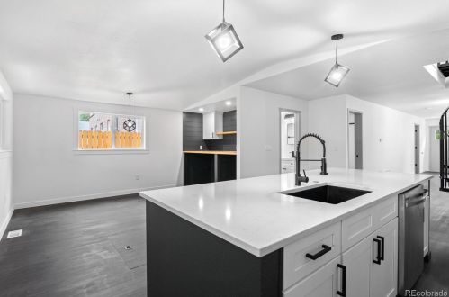 4381 Acoma St, Englewood CO  80110-5745 exterior