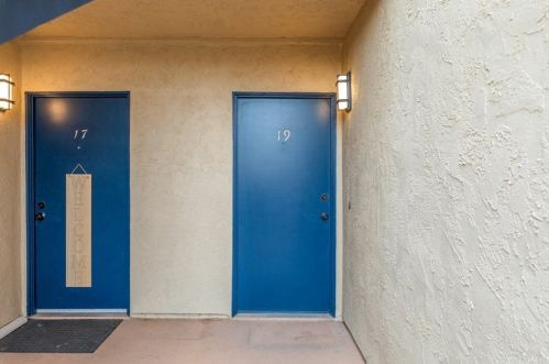 440 Citracado Pkwy, Escondido, CA 92025-6468