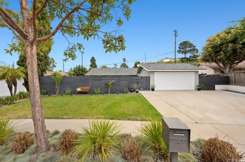 28030 Santona Dr, Palos Verdes Estates, CA 90275-3234
