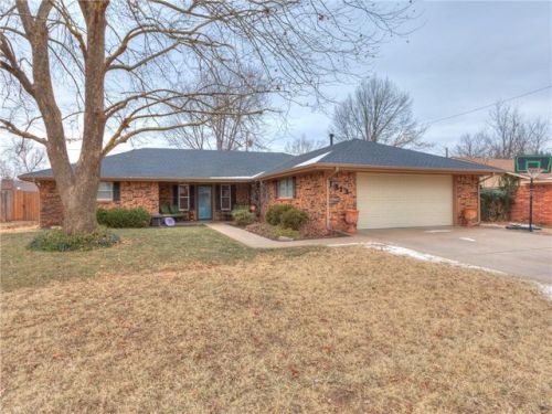 1313 Adams St, Weatherford, OK 73096-2401