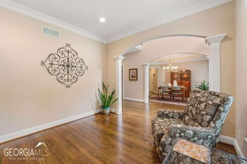 165 Fieldsborn Ct, Atlanta GA  30328-1039 exterior