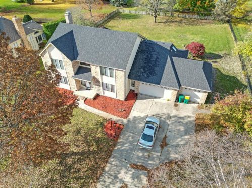 10722 Wentworth Dr, Naperville, IL 60564-8132