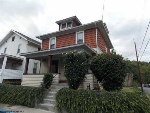621 Elmina St, Morgantown, WV 26501-6129