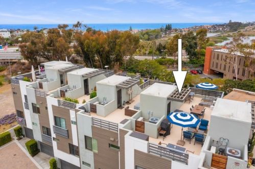 2509 State St, Carlsbad, CA 92008-1624