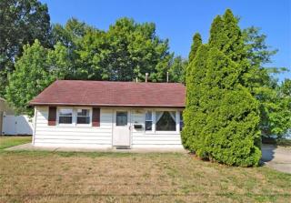 46 Rosewood Rd, Edison, NJ 08817-4023