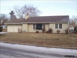 8316 Webster St, Omaha, NE 68114-2957