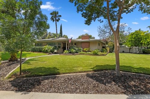 3391 Mono Dr, Riverside CA  92506-2151 exterior
