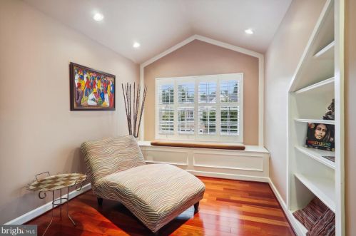 317 Woonsockett Ln, Silver Spring MD 20905-5778 exterior