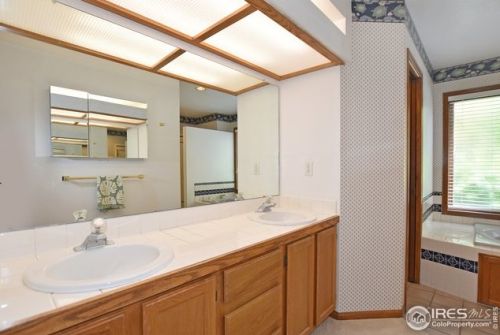 2825 Mckeag Dr, Fort Collins CO  80526-6203 exterior