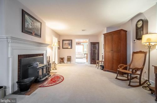 1506 Philadelphia St, York, PA 17403-1235