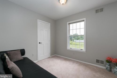 152 Butler Rd, Princeton NJ  08540-8503 exterior