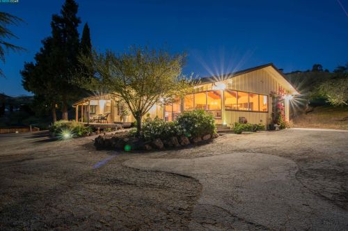 12880 Clayton Rd, San Jose, CA 95127-5021