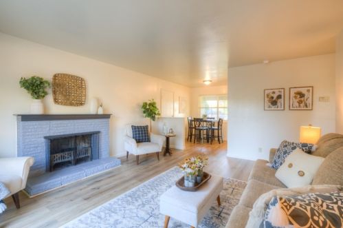 39 Franciscan Way, Chico, CA 95973-1125