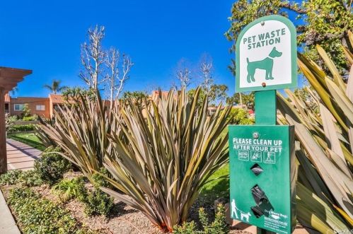 6600 Warner Ave, Huntington Beach CA  92647-5242 exterior