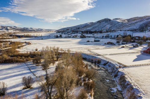 799 Hoytsville Rd, Hoytsville UT 84017-9742 exterior