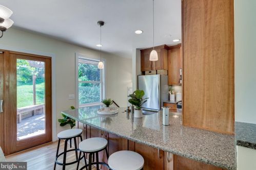 10408 Insley St, Silver Spring MD 20902-4936 exterior