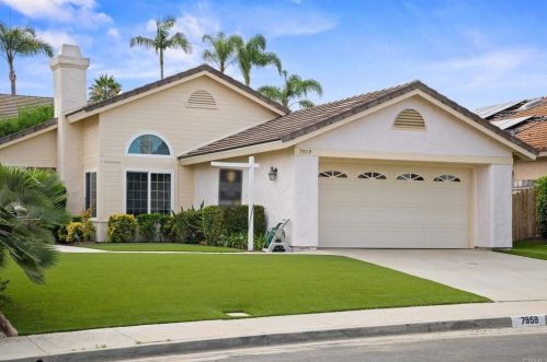 7959 Camino Gato, Carlsbad, CA 92009-9207