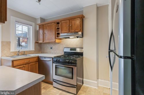 516 Ross St, Lancaster PA  17602-1946 exterior