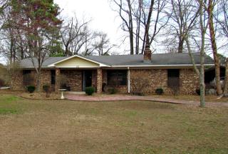 102 Presley Dr, Conway, AR 72032-9482