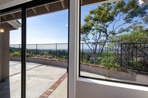 5000 Greensboro Ln, Anaheim CA  92807-4611 exterior