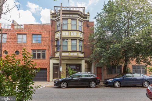 745 5th St, Philadelphia, PA 19123-2821