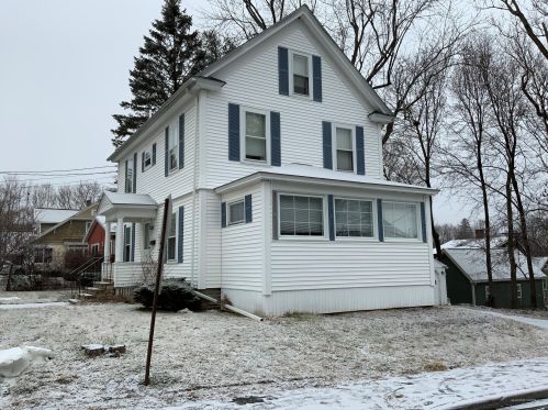 11 Cushman St, Augusta, ME 04330-7202