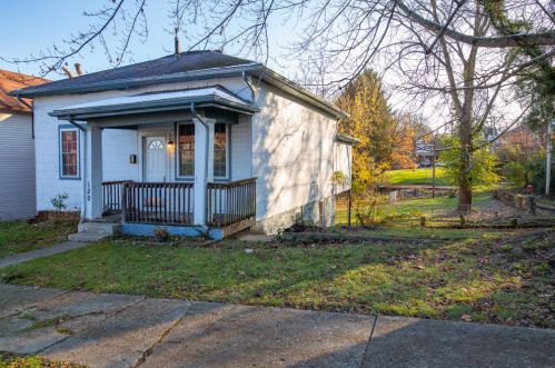 120 Walnut St, Springfield, OH 45505-1147