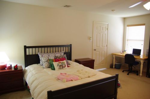 7551 Hedgeoak Ct, Fort Worth TX  76112-4451 exterior