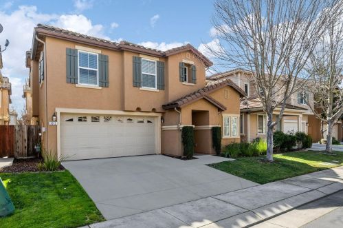 3012 Calla Lily Ln, Stockton, CA 95209-3778