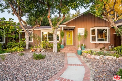 6458 Firmament Ave, Van Nuys, CA 91406-6218