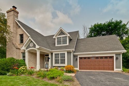540 Easy St, Palatine, IL 60067-3503